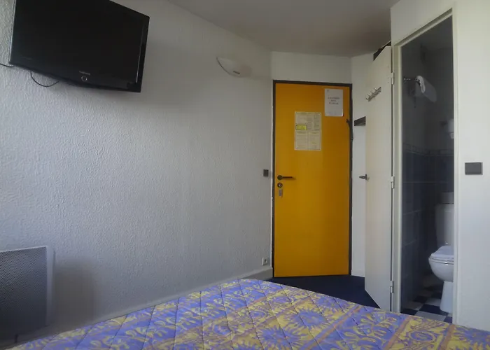 Rev'hotel Hotel